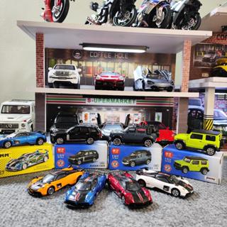 Mô hình xe kim loại tỉ lệ 1:64