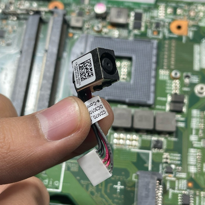 Cáp nguồn Dell latitude 5480 E5480 CDM70 new