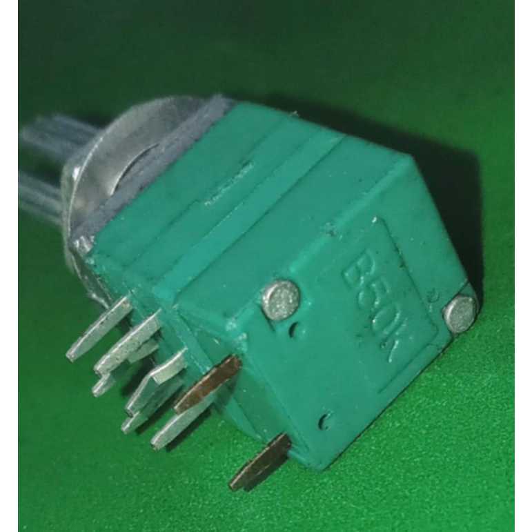 Chiết áp xanh có công tắc 50K đôi RV097NS