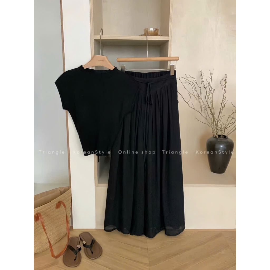 Triangle - 4Season Knitted Form nhỏ dưới 51kg- (Giá thanh lý ko hoàn) Áo dệt kim ngắn tay kiểu dáng 