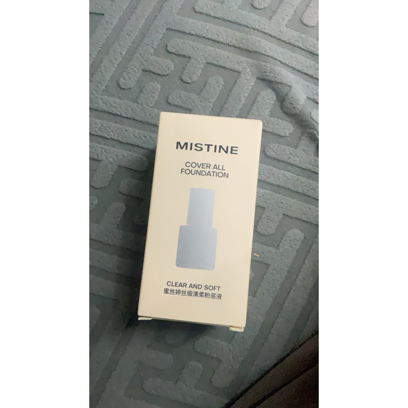 kem nền mistine sẳn new