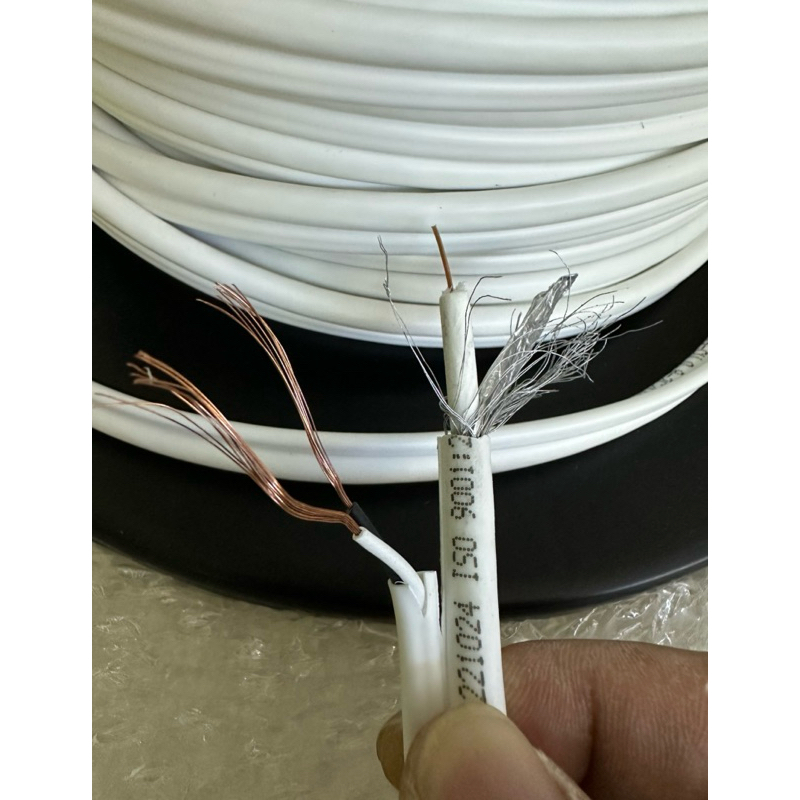 cáp đồng trục liền nguồn