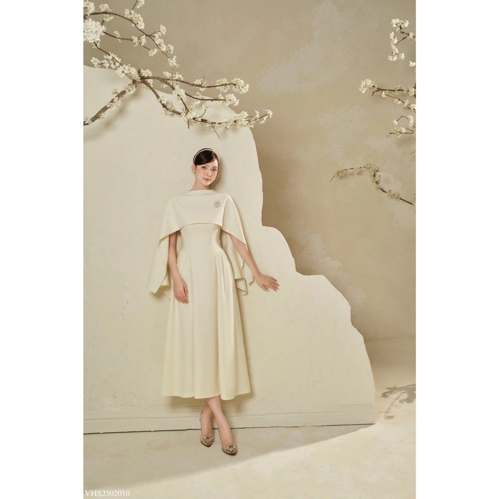 Váy đầm dự tiệc hai dây phối áo choàng ngoài thiết kế TIINSTORE chiết eo sang chảnh thanh lịch VHS.2502.010 | BigBuy360 - bigbuy360.vn