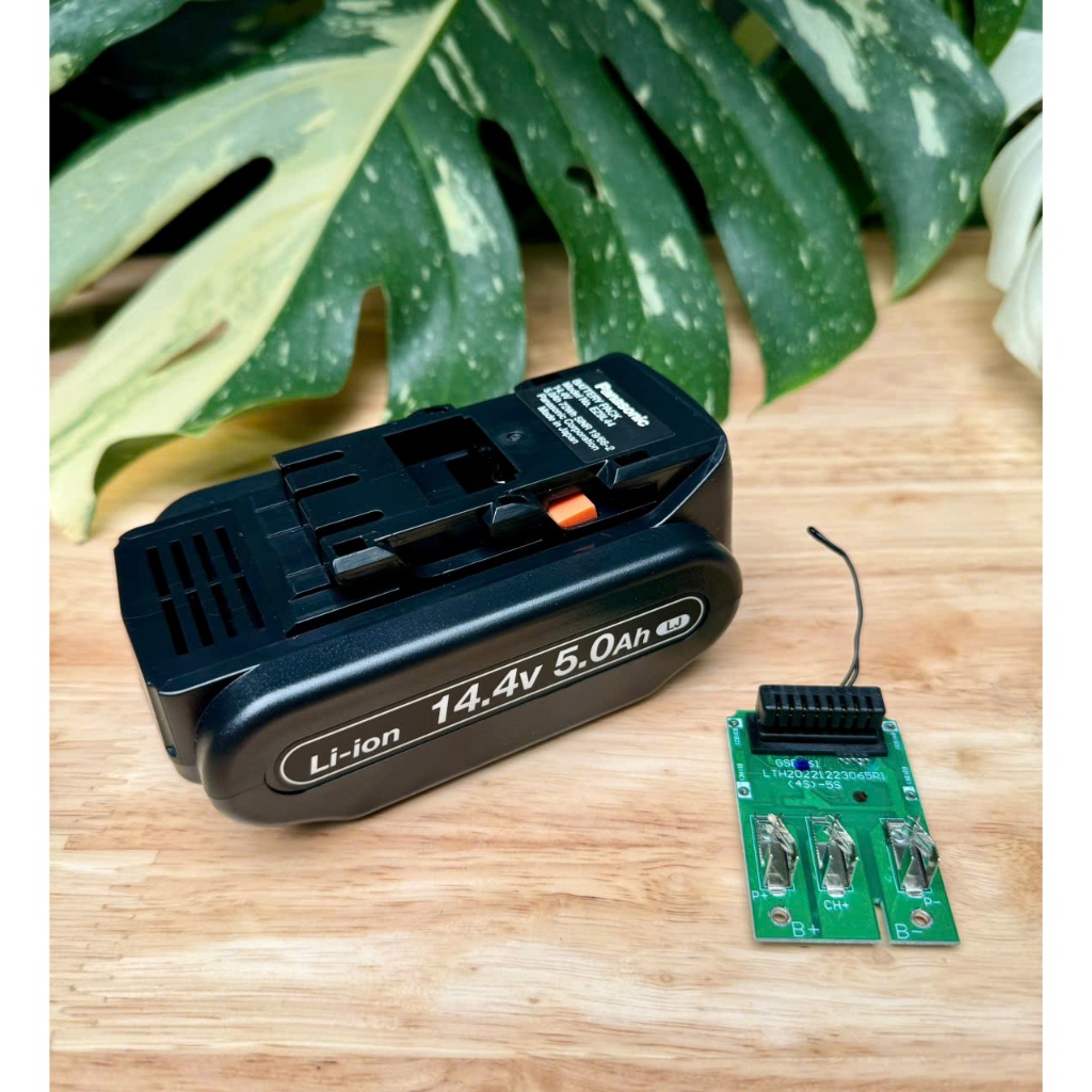 Vỏ mạch pin Panasonic 14.4V Full tem , 2 hàng cell, nhận sạc zin hệ 80.