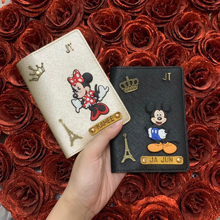 Ví hộ chiếu màu Đen sang trọng (đọc mô tả) - free 1 charm và khắc tên