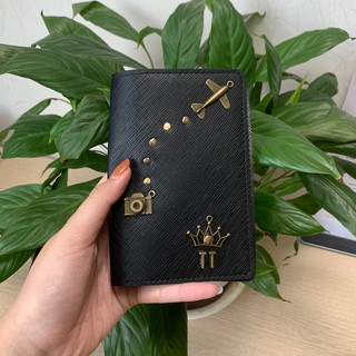 Ví hộ chiếu màu Đen sang trọng (đọc mô tả) - free 1 charm và khắc tên