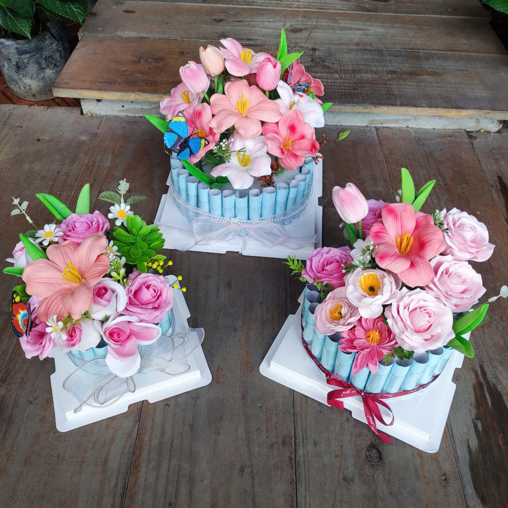 Hộp Hoa HH08 Kèm Khay Đựng Tiền (Tặng Thiệp & Đèn) Quà Tặng Ý Nghĩa 8/3, Sinh Nhật, Valentine