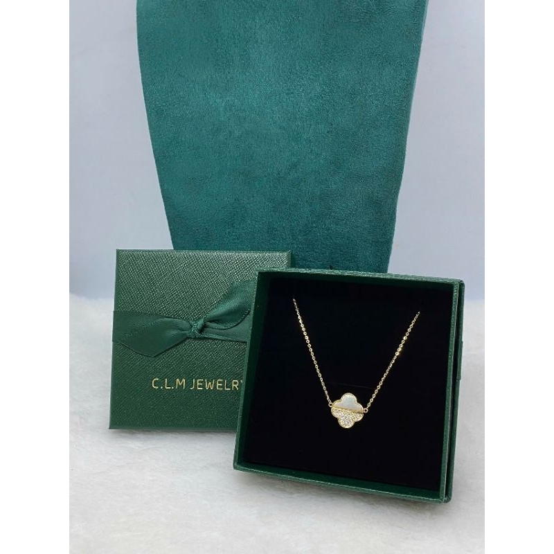 Dây Cchuyền Bạc Mạ Vàng Mặt Hoa Nữa Xà Cừ Nữa Đính MS1160