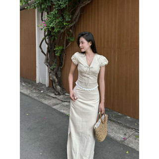 Áo linen nữ kiểu xinh tay hến cổ V phối viền ren tôn dáng thắt nơ xinh xắn, áo croptop linen ôm body phong cách Hàn Quốc