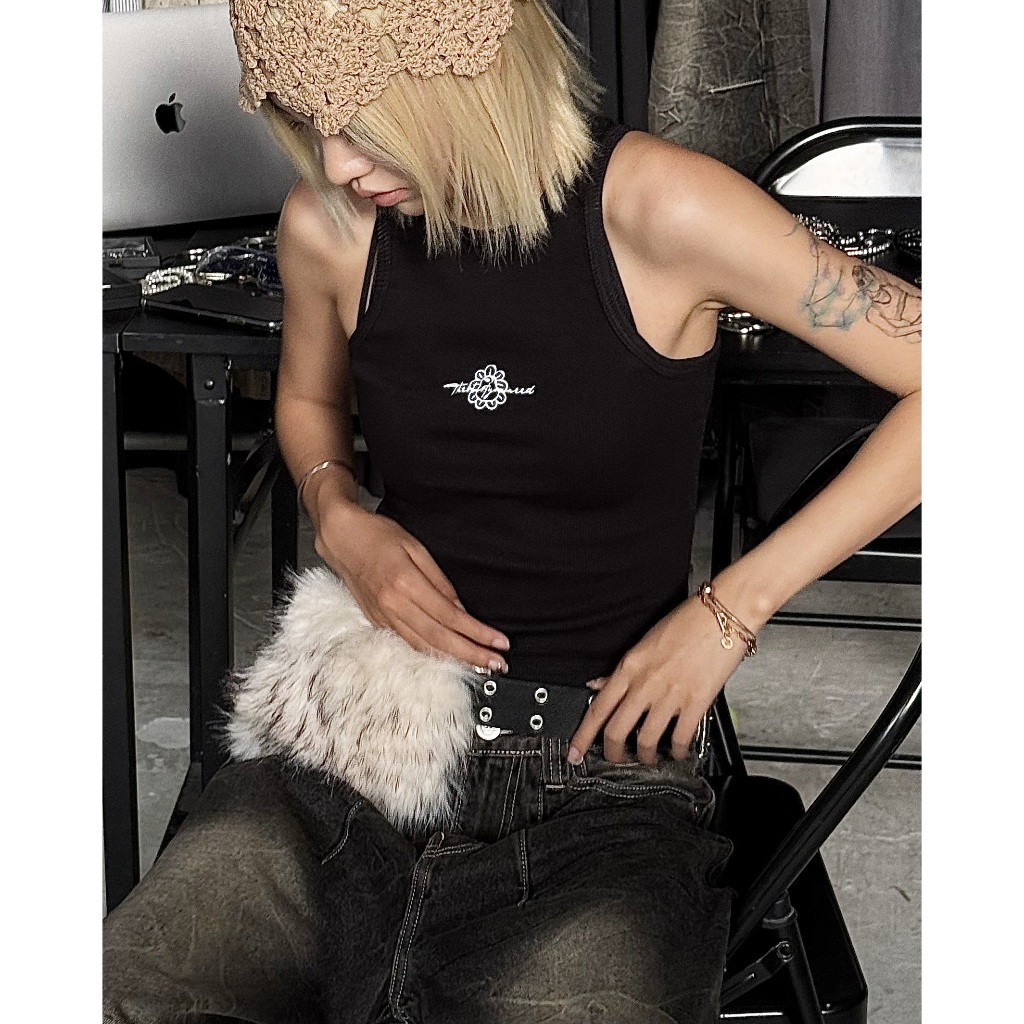 Áo Ba Lỗ Nữ tanktop ôm body sexy Trắng và Đen - Brand TSUN Chính Hãng - Cotton thun bo gân co giản | BigBuy360 - bigbuy360.vn