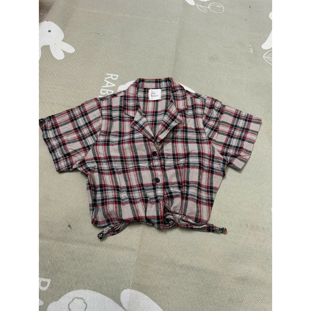 Pass áo sơ mi Rubies dáng croptop tay ngắn kẻ sọc - Shop Chấm Bi