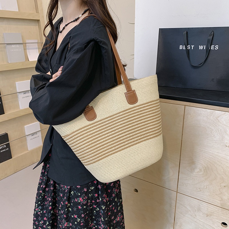 Túi cói đi biển kẻ sọc đeo vai size to có khóa kéo tiện lợi | BigBuy360 - bigbuy360.vn