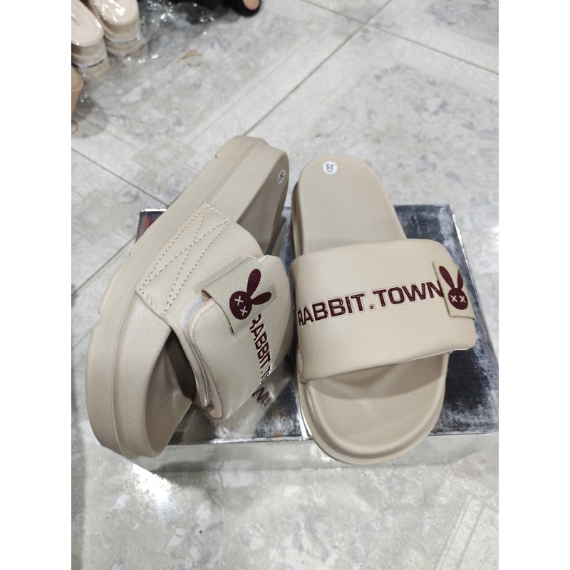 Dép quai ngang nam nữ RABBIT TOWN đến cao 4cm màu trắng kem