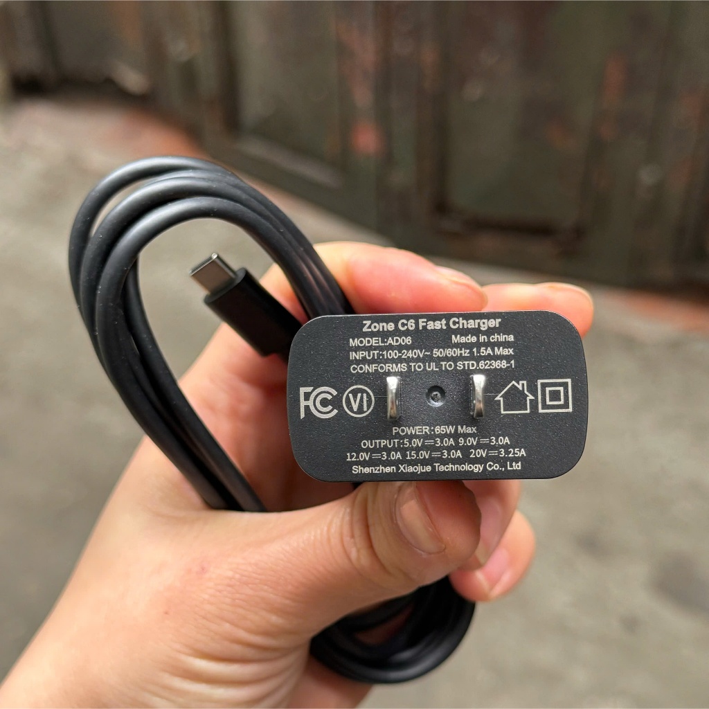 Sạc Loa Bluetooth B&O Beolit 17 bảo hành 12 tháng