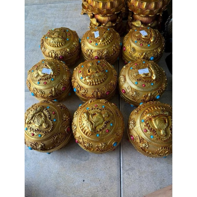 Bình Bát Khất Thực Hình Phật Đường Kính 11cm, Nặng 0,9kg Bằng Đồng Thau Nguyên Chất Có Đính Đá