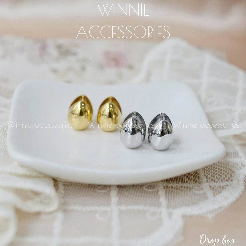 Hoa tai nữ Titan Drop Box