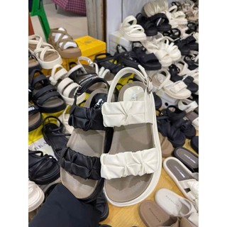 TH.STORE xăng đan đế bằng quai nhúm