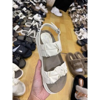 TH.STORE xăng đan đế bằng quai nhúm