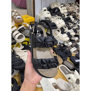 TH.STORE xăng đan đế bằng quai nhúm