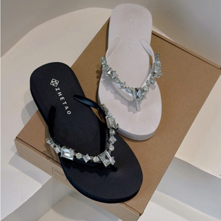  Dép Kẹp Nữ Xỏ Ngón Đính Đá Mũi Tròn Quai Cao Su Đính Charm Hột Đá Đế Cao 3 Phân -T09 