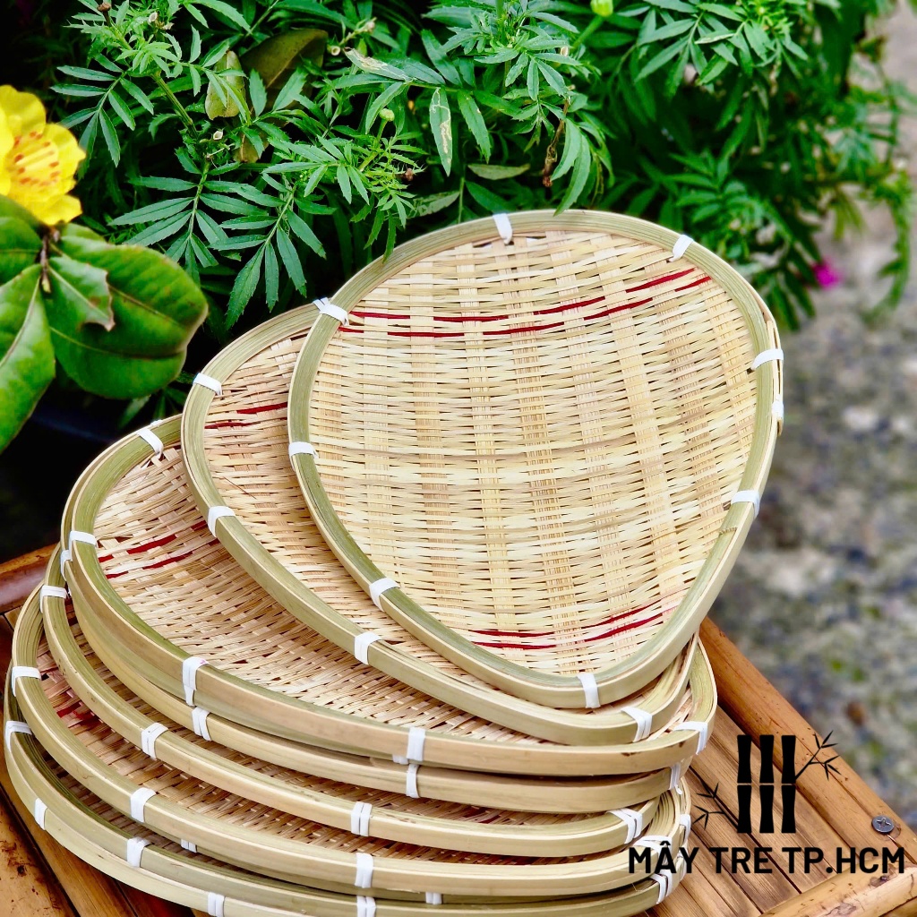 Mẹt tre thủ công  đựng bún đậu,  trang trí chụp hình, đựng hoa quả bánh kẹo