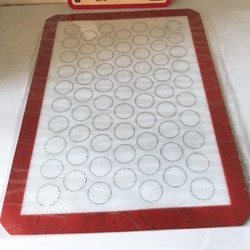 Tấm silicon nướng bánh