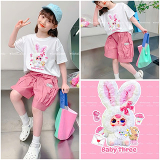  Bộ đồ hè bé gái phong cách Hàn Quốc áo cotton lạnh Baby Three quần short kaki túi hộp sang chảnh 10-40kg 