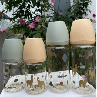  bình sữa moyum phiên bản mới lạc đà  mây tặng thêm núm ti 