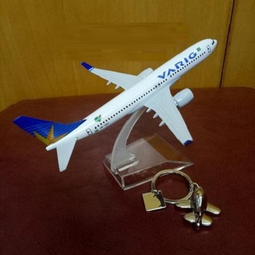 Máy bay mô hình tĩnh B737 VARIG 16cm