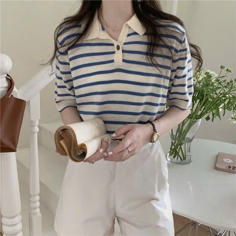 Áo cộc tay nữ dệt kim mongtoghi thiết kế cổ bẻ phối khuy cài phong cách năng động HMH SP290 | BigBuy360 - bigbuy360.vn