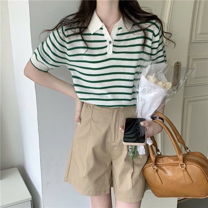 Áo cộc tay nữ dệt kim mongtoghi thiết kế cổ bẻ phối khuy cài phong cách năng động HMH SP290 | BigBuy360 - bigbuy360.vn