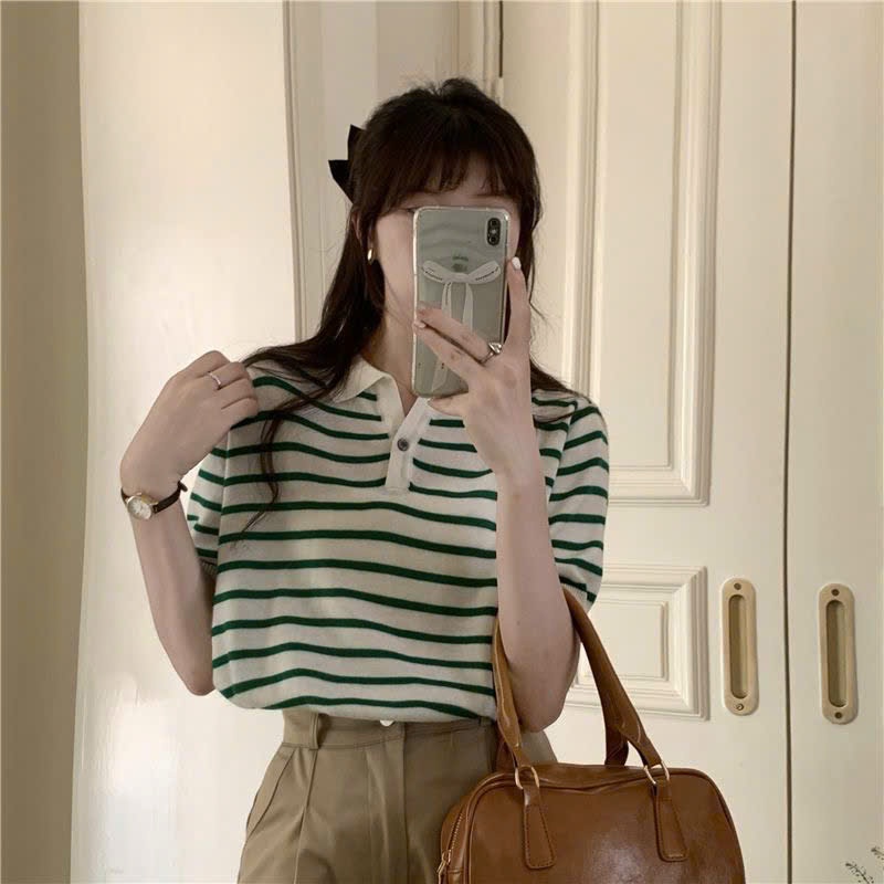 Áo cộc tay nữ dệt kim mongtoghi thiết kế cổ bẻ phối khuy cài phong cách năng động HMH SP290 | BigBuy360 - bigbuy360.vn