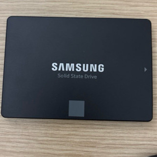 ổ cứng ssd 120gb / 128gb / 240gb / 256gb / 480gb các hãng hàng tháo máy tặng kèm dây sata
