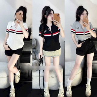 Áo len nữ, áo len tay ngắn cổ v cúc thêu hình cún sọc ngang chất mongtoghi dệt kim màu trắng đen xám hàng QC