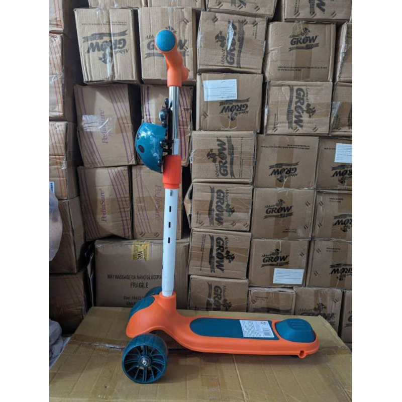 Xe Scooter đa năng cho bé