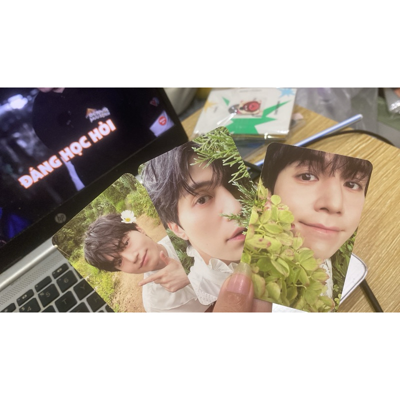 Share set season greetings 2025 Lee DongWook chính hãng