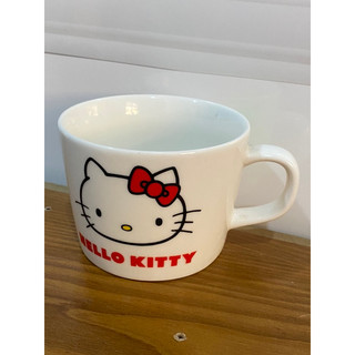 Dĩa Hello kitty, rilakkuma, doraemon