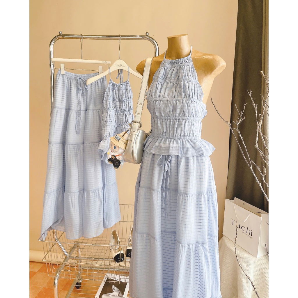 SET ÁO YẾM XANH BODY MOCKING CHUN RÚT DÂY THẮT NƠ CỔ HỞ LƯNG LAI BÈO + CHÂN VÁY MIDI XANH SỌC LƯNG B