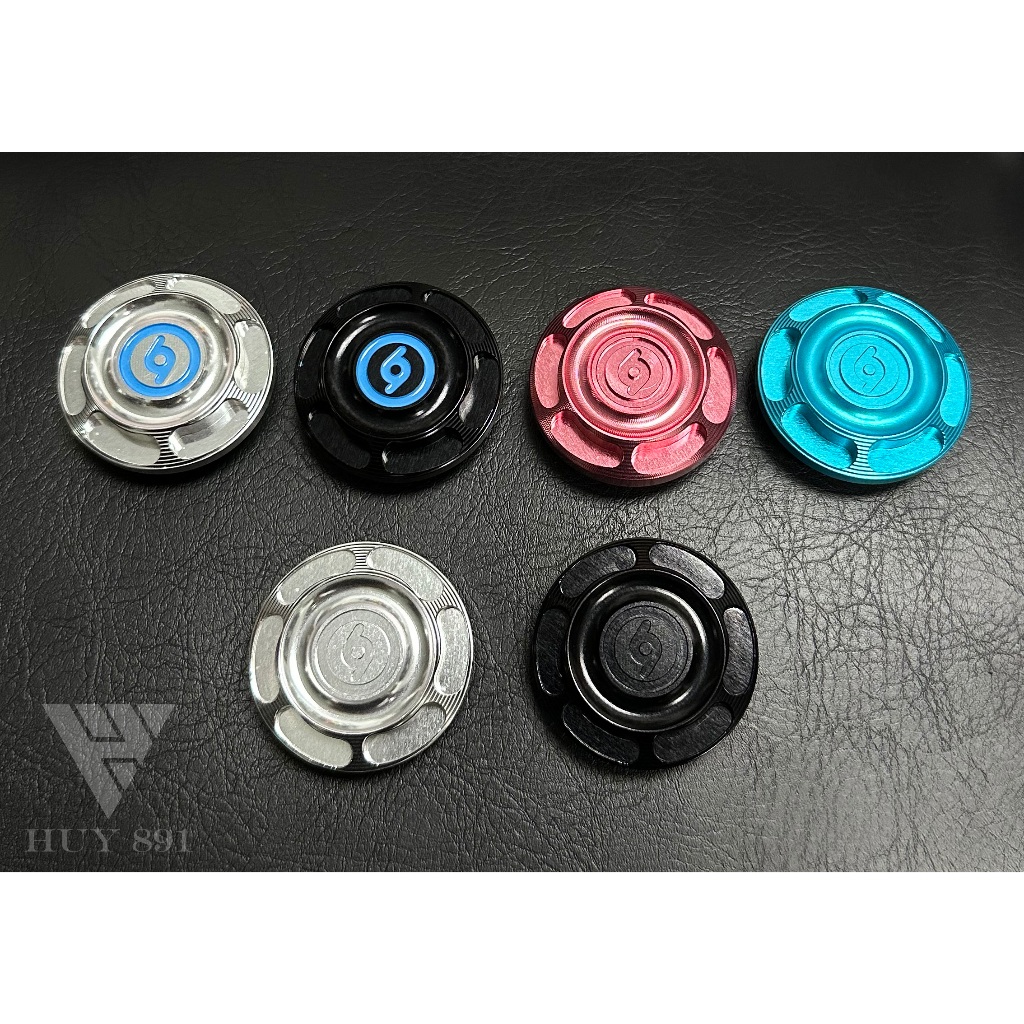 Chụp mâm trước CNC 1o1 cho xe Vespa Sprint, Primavera, LX, S, GTS