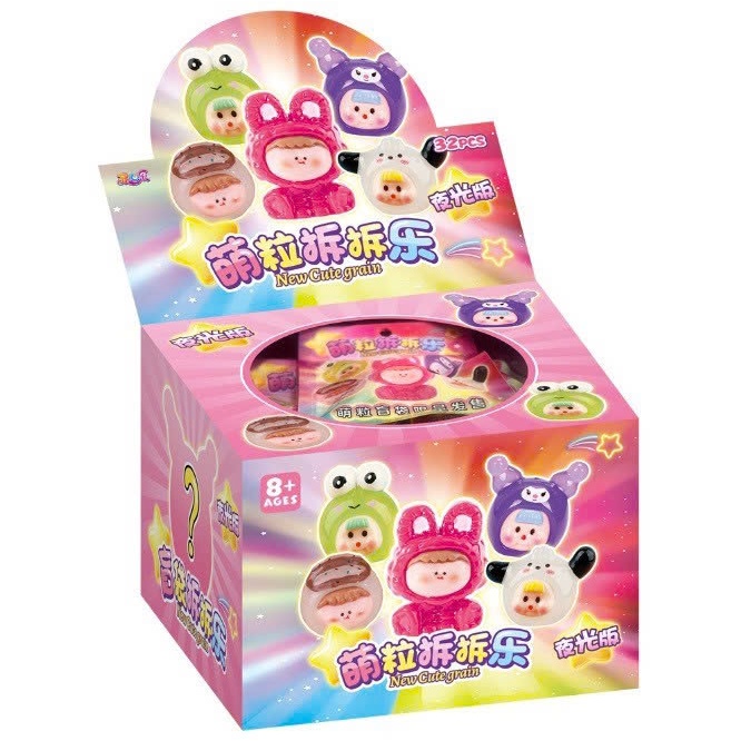 Hộp Túi Mù 32 Túi Thỏ Và Sanrio