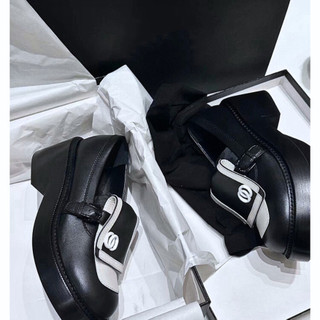 Giày Loafer Cao Gót Thanh Lịch – Sang Trọng & Đẳng Cấp