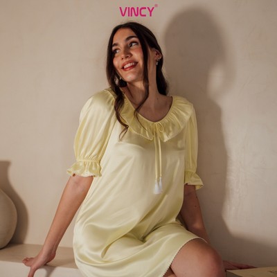 DDS010S51-ĐẦM SATIN VỚI THIẾT KẾ CỔ TRÒN BÈO MÀU VÀNG THỂ HIỆN SỰ THANH LỊCH VÀ ĐẲNG CẤP.