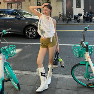 Áo tơ trắng hoa xéo vai HeartBurn (Tuberose Off-Shoulder Top)