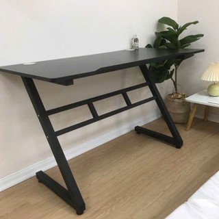 Bàn gaming, bàn làm việc nội thất NTH thiết kế cá tính hiện đại có khoét chỗ ngồi, dễ dàng lắp ráp. | BigBuy360 - bigbuy360.vn