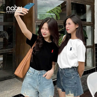 004 Áo Thun Phông Nữ Cổ Tròn Đỏ Đô Thêu Ngựa Basic - Thiết Kế Đơn Giản, Thanh Lịch Xuất 2025