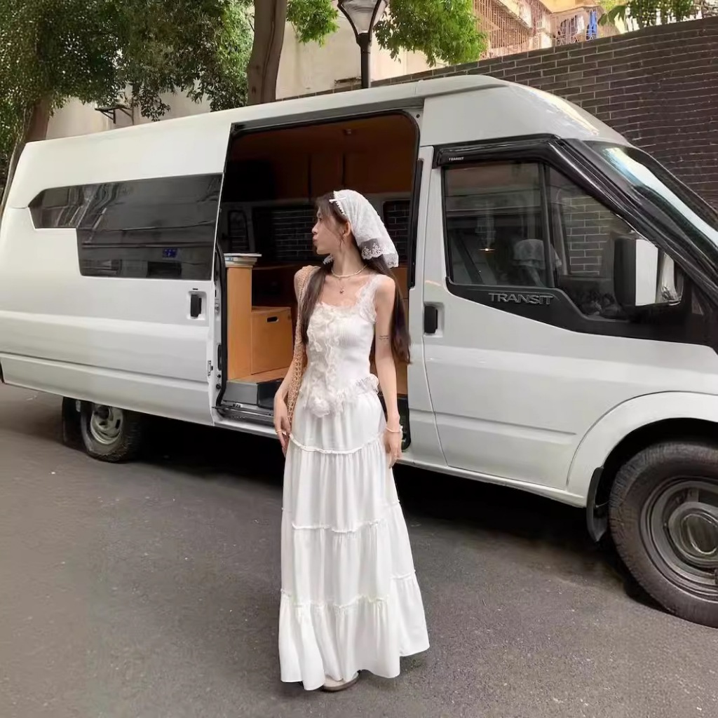 Set Váy Nữ Đi Biển Áo 2 Dây Viền Ren Chất Dệt Kim Mềm Kèm Chân Váy Maxi Trắng Thiết Kế Ngọt Ngào Gin62 G195 | BigBuy360 - bigbuy360.vn