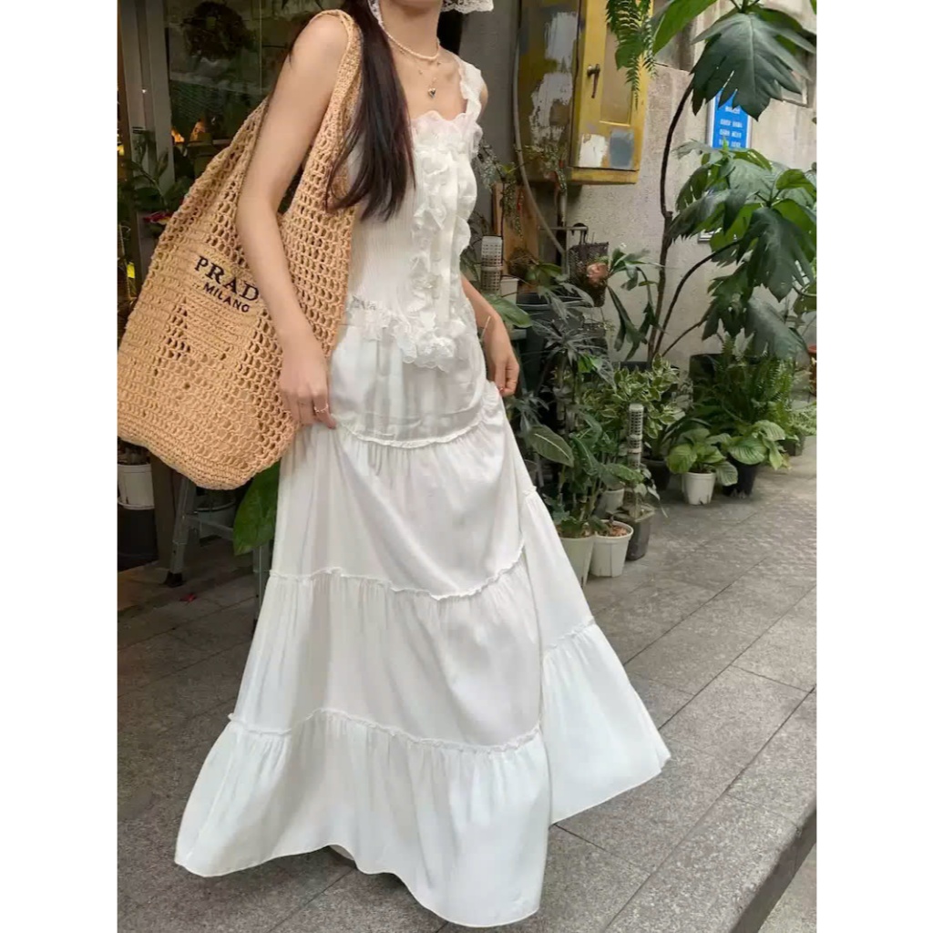 Set Váy Nữ Đi Biển Áo 2 Dây Viền Ren Chất Dệt Kim Mềm Kèm Chân Váy Maxi Trắng Thiết Kế Ngọt Ngào Gin62 G195 | BigBuy360 - bigbuy360.vn