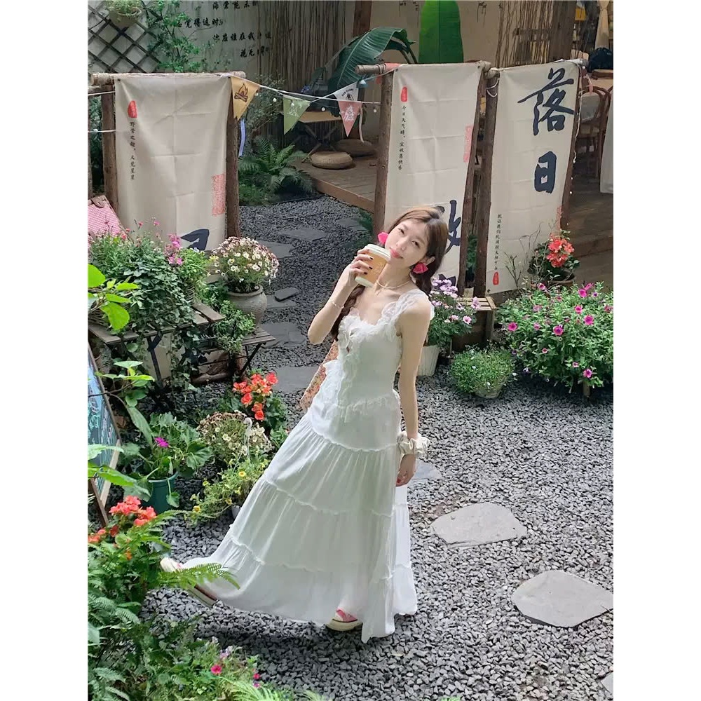 Set Váy Nữ Đi Biển Áo 2 Dây Viền Ren Chất Dệt Kim Mềm Kèm Chân Váy Maxi Trắng Thiết Kế Ngọt Ngào Gin62 G195 | BigBuy360 - bigbuy360.vn