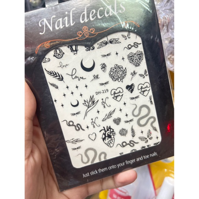 sticker dán móng nail trang trí