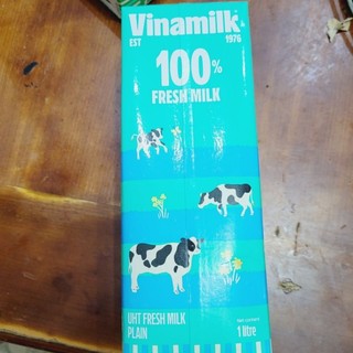 Sữa lít vinamilk không đường, có đường